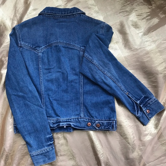 Like NEW! GAP Jean Jacket - Picture 2 of 2